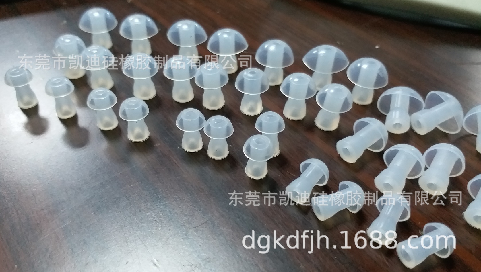 壁虎蛇形直播支架 网红抖音支架 硅胶自拍杆 萌蛇款 助听器耳塞