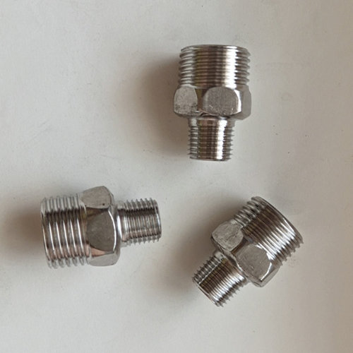 Stainless steel 4 to 2 zinc supplement plumbing accessories stainless steel straight-through zinc supplement joint pipe fittings