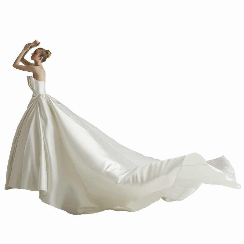 Abbigliamento donna nuovo stile strascico sposa sottile monospalla semplice femminile rete celebrità abito da sposa all'ingrosso_voghion.com