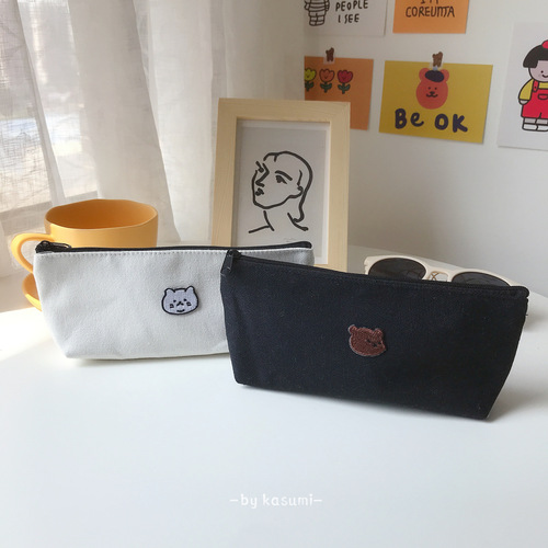 Homemade ins simple embroidered canvas triangle pen bag cute besties couple stationery storage bag bear pen bag