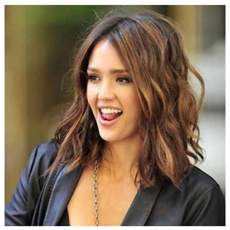 Short Wavy Wig Side View