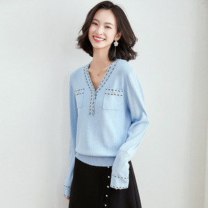 V-neck fashion thin long sleeve sweater new women’s clothing in spring and summer Korean loose temperament wear bottomed