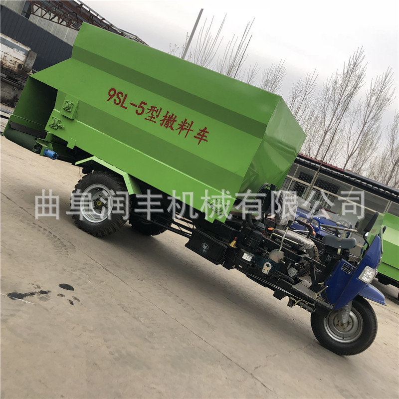 湘潭加厚板材撒料车 奶牛饲养喂料车