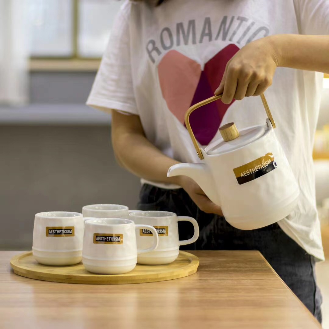 Juego de regalo de cerámica simple para agua fría, tetera personalizada con diseño floral, taza de café, taza, juego para preparar bebidas frías en casa