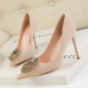 121-12 in Europe and the sexy party with high-heeled shoes with thin metal lighter point diamond buckle single shoe heels