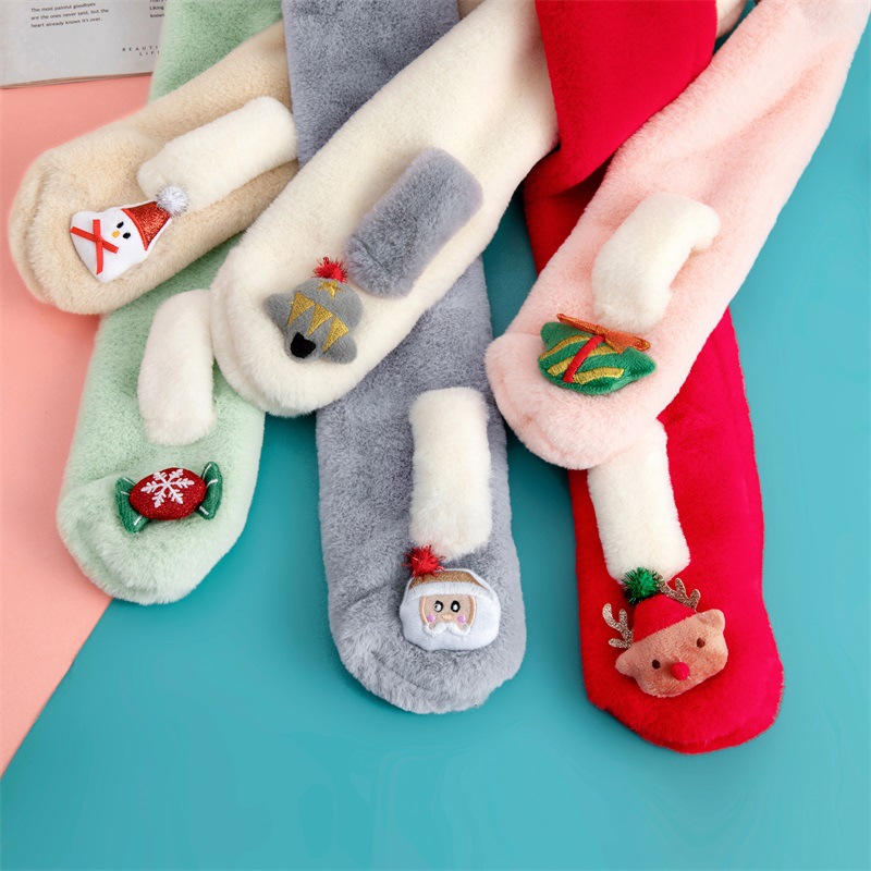 Christmas Neck Warmer Image 4
