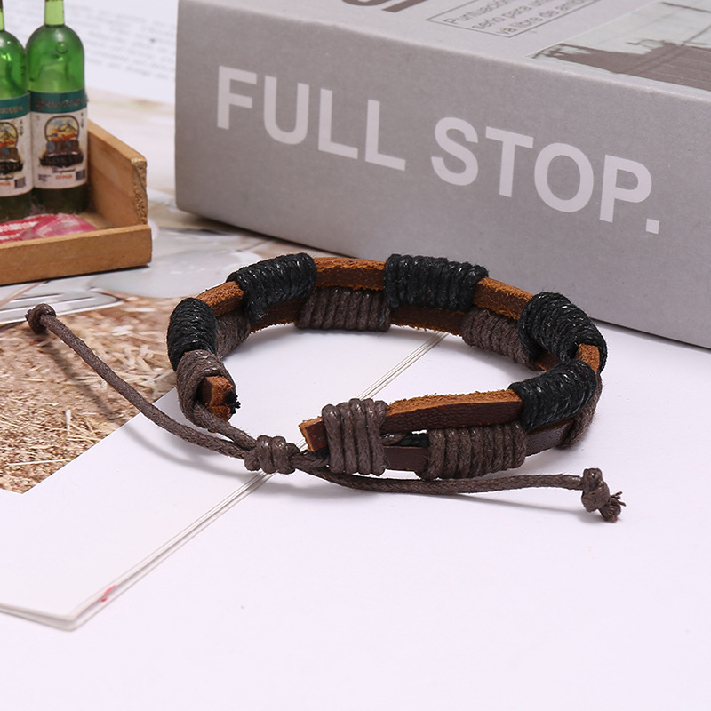 Simple Retro Woven Cowhide Bracelet display picture 2