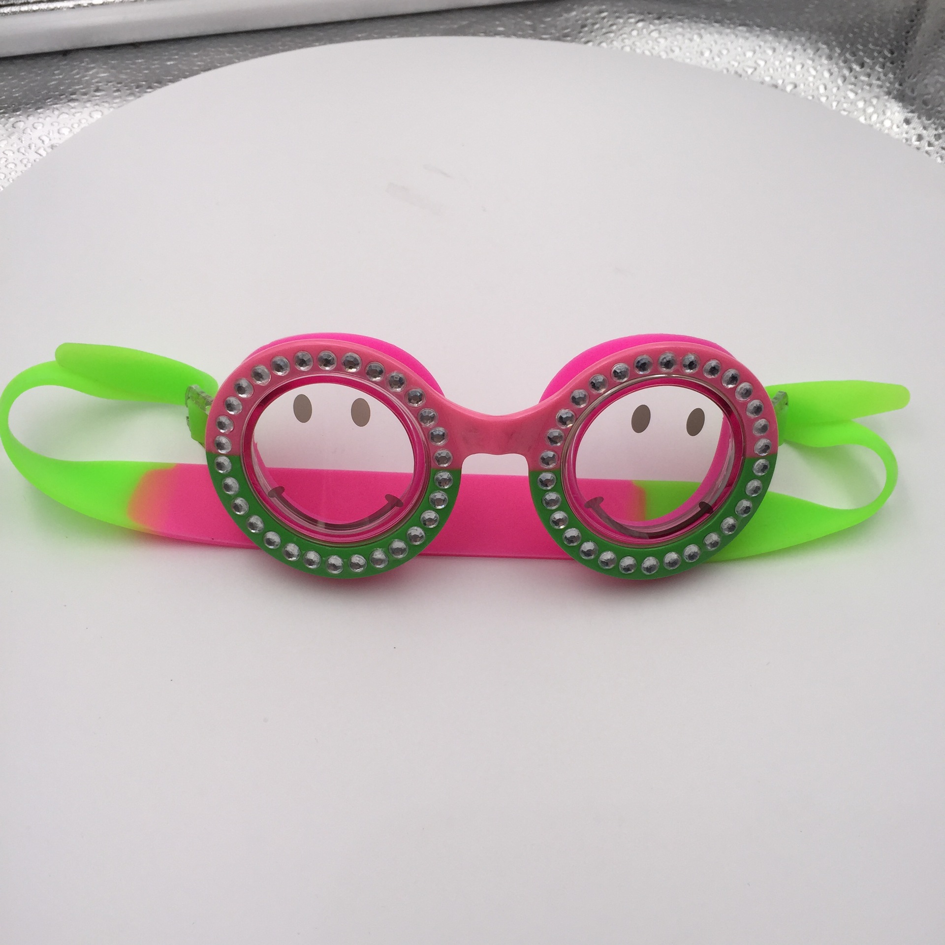 Kindercartoon voor jongens en meisjes, waterdichte en anti-condens zwembrillen, baby duikbrillen kunnen worden afgedrukt_voghion.com