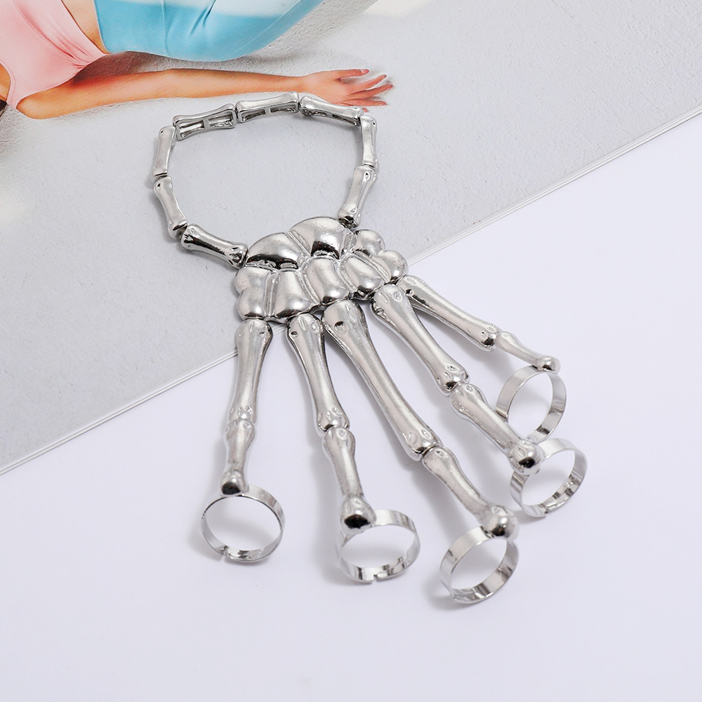 Cool Style Skull Alloy Plating Women's Bracelets 1 Piece display picture 3