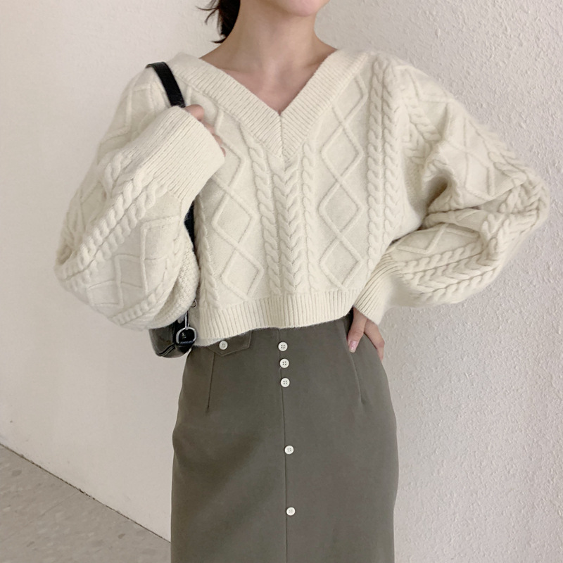 短款毛衣女2021新款韩版宽松小个子麻花v领蝙蝠袖套头长袖针织衫