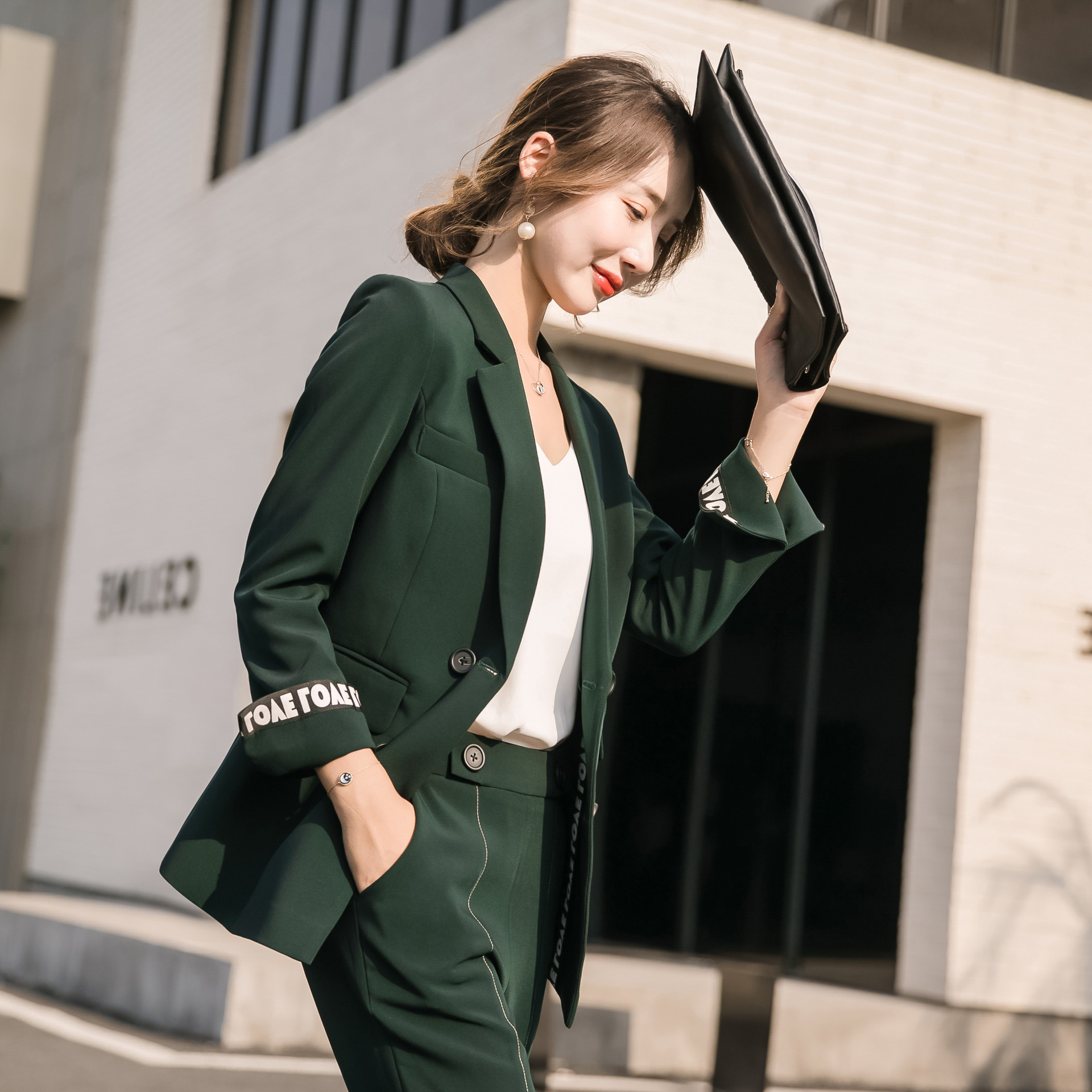 formal wear suit spring and autumn Korean Edition fashion temperament Hepburn British style college student white Blazer Occupation suit