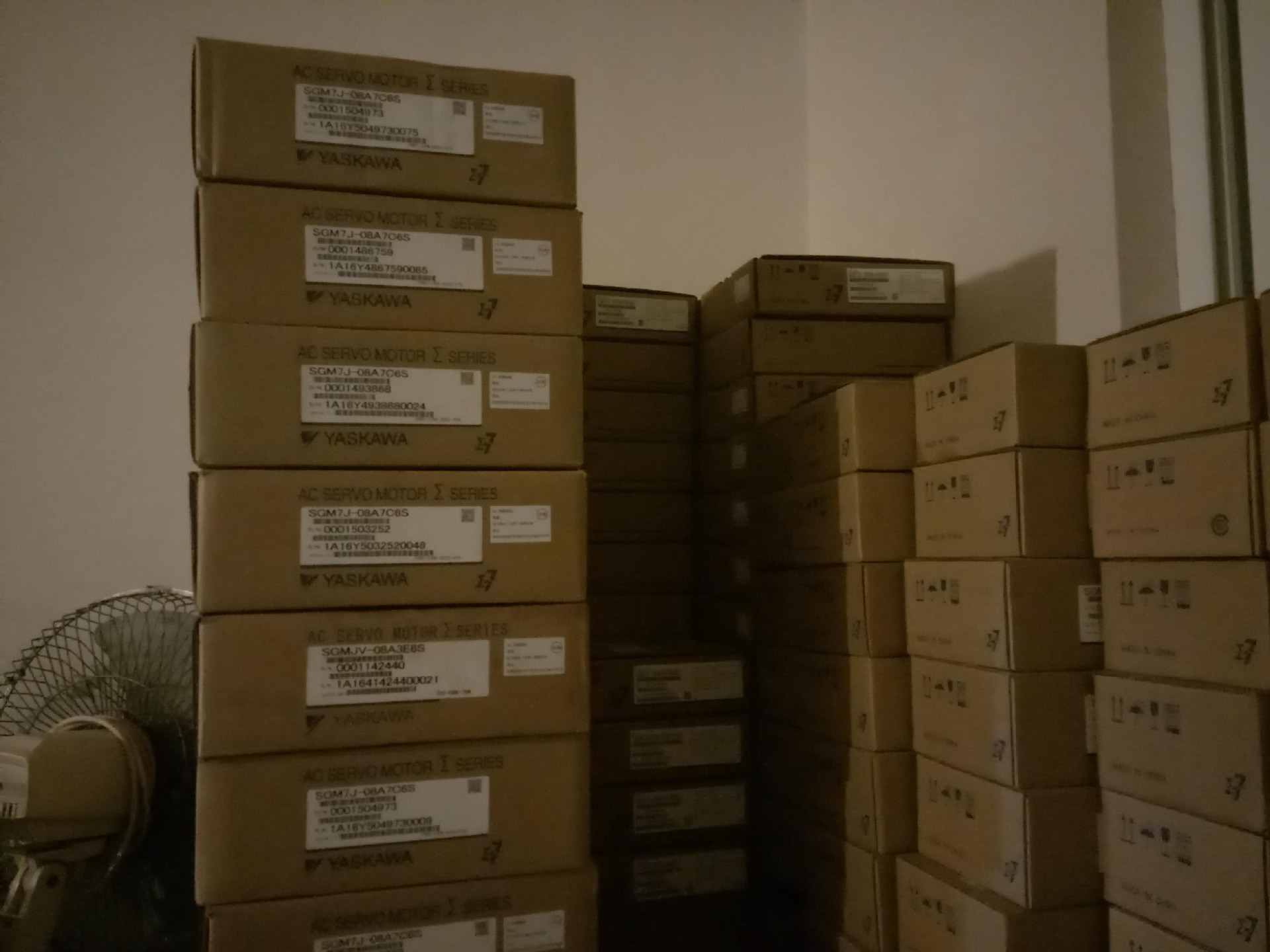 富士变频器 FVR0.2C11S-2