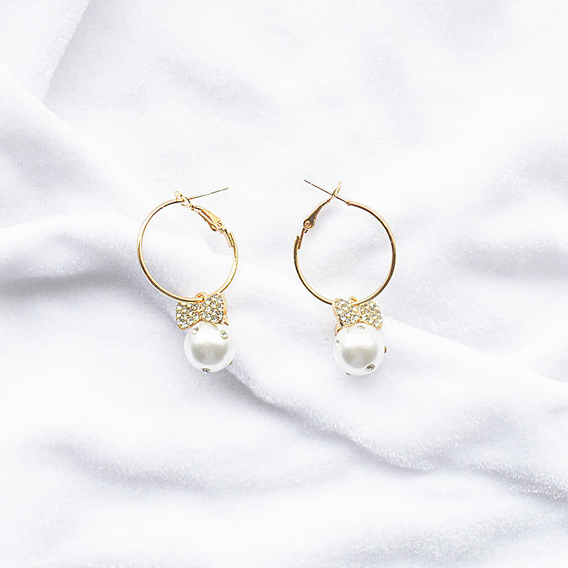 6g Weight No Inlaid Inlay Material Earrings Classification Housewarming, Anniversary, Business, Wedding, Travel, Birthday, Festival Occasion Alloy Material Geometric Pattern Women'S Gender Plating Design 925 Silver Needle Fashion Water Drop Full Diamond Fan-shaped Earrings 无