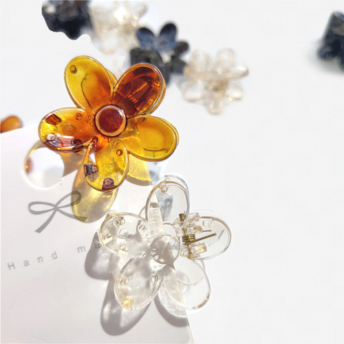 Korean new quality acrylic brown retro plum hair clip for girls, forest system transparent flower small side clip