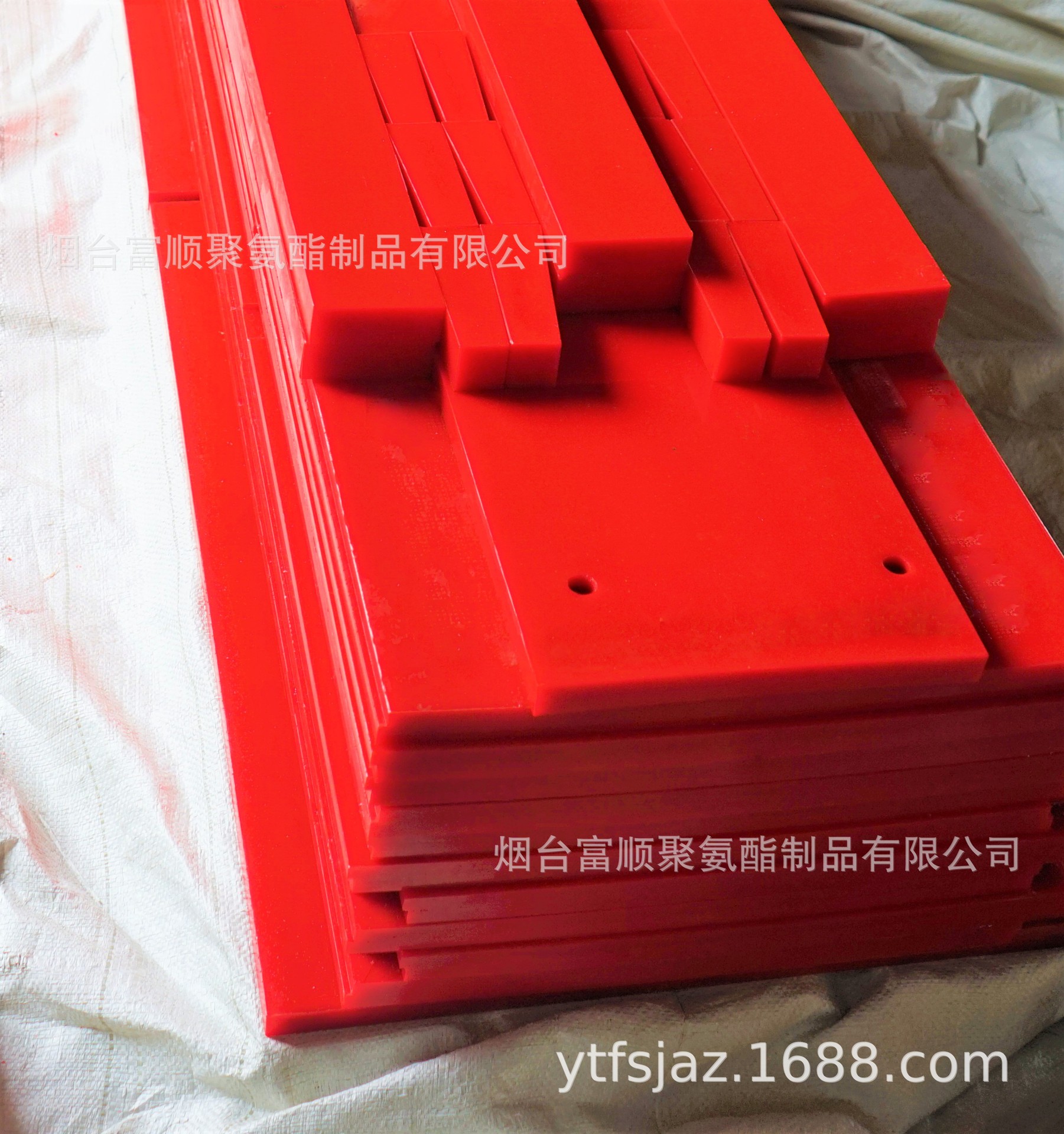 厂家生产聚氨酯板聚氨酯耐磨板聚氨酯刮板聚氨酯耐磨刮板衬板垫板