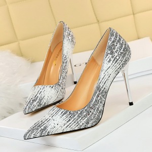 9219-36 Europe and sexy nightclub show thin high-heeled shoes high heel with shallow pointed mouth shining sequins women