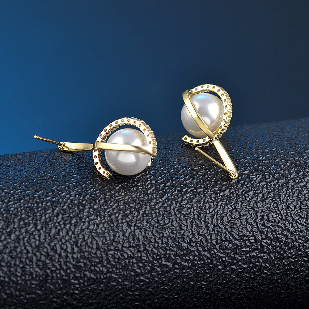 Pearl Stud Earrings With Creative Star Zircon For Women_voghion.com