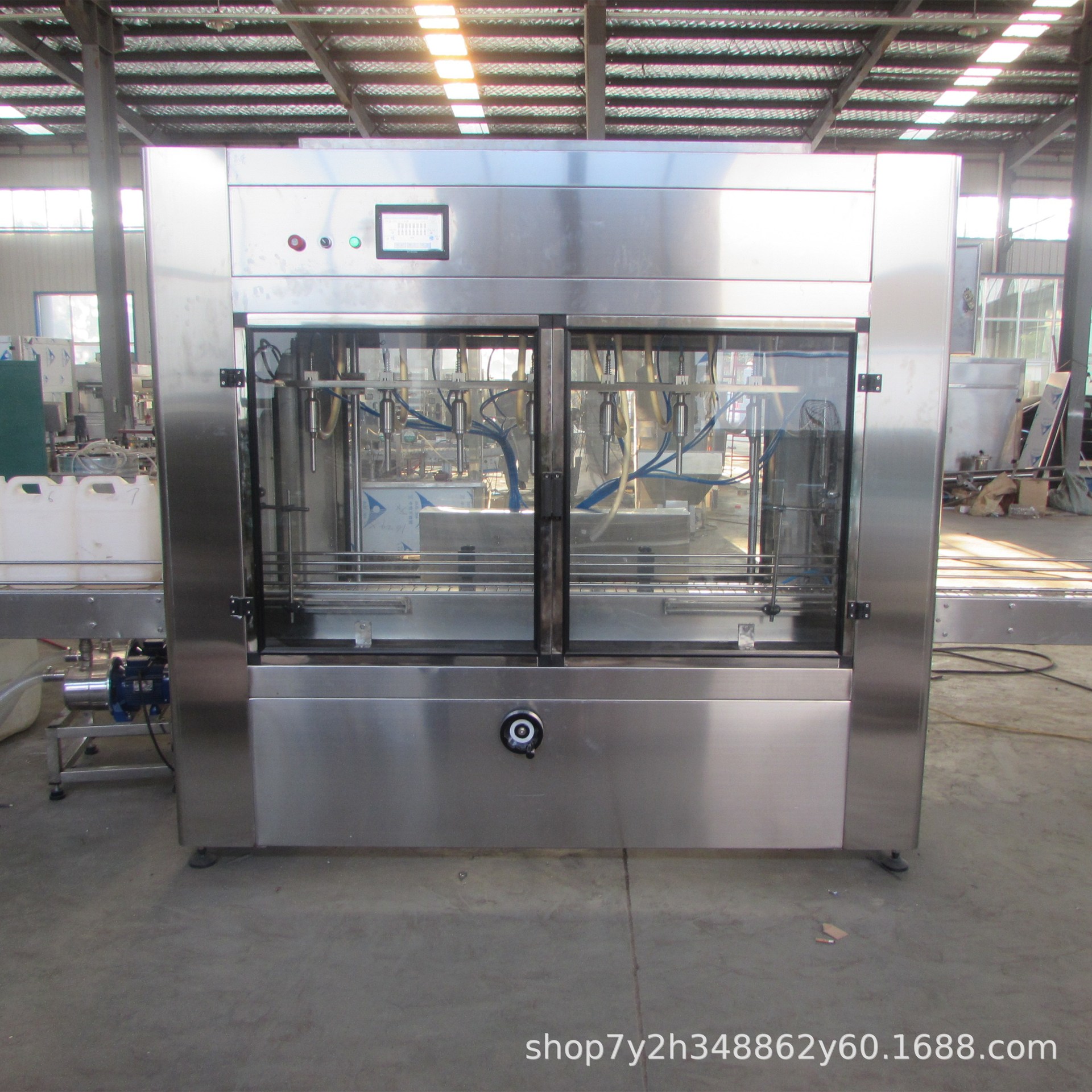 全自动消毒液灌装机   全自动自流灌装机  适用防冻液   车用尿素