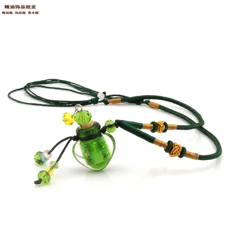 中国精油饰品网批发翠绿色桃心形金沙款双扣绳项链6.jpg