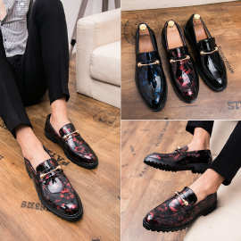 漆皮亮面男鞋子英伦男士尖头商务休闲结婚皮鞋男夜店发型师懒人鞋