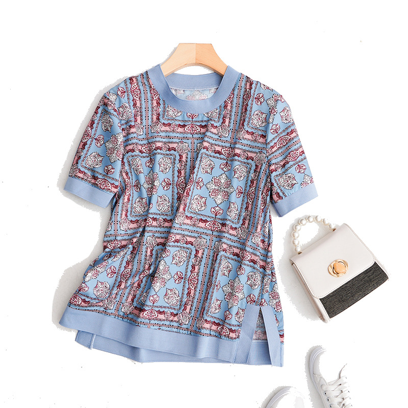 summer retro light and thin shiffon T-shirt with a round collar