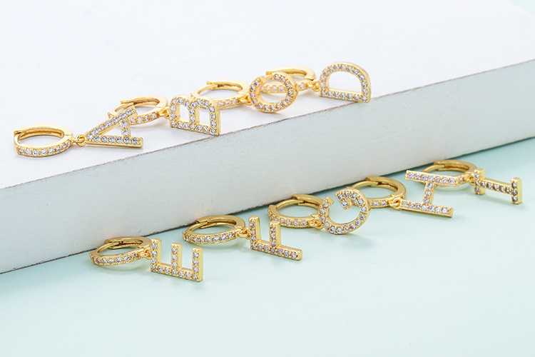 4g Weight Zircon Inlay Material Earrings Classification Anniversary, Business, Wedding, Travel, Birthday Occasion Copper Material Letter Pattern Women'S Gender Inlaid Zircon Design Gold, Silver Color Fashion Letter Single Large Size Earrings 2