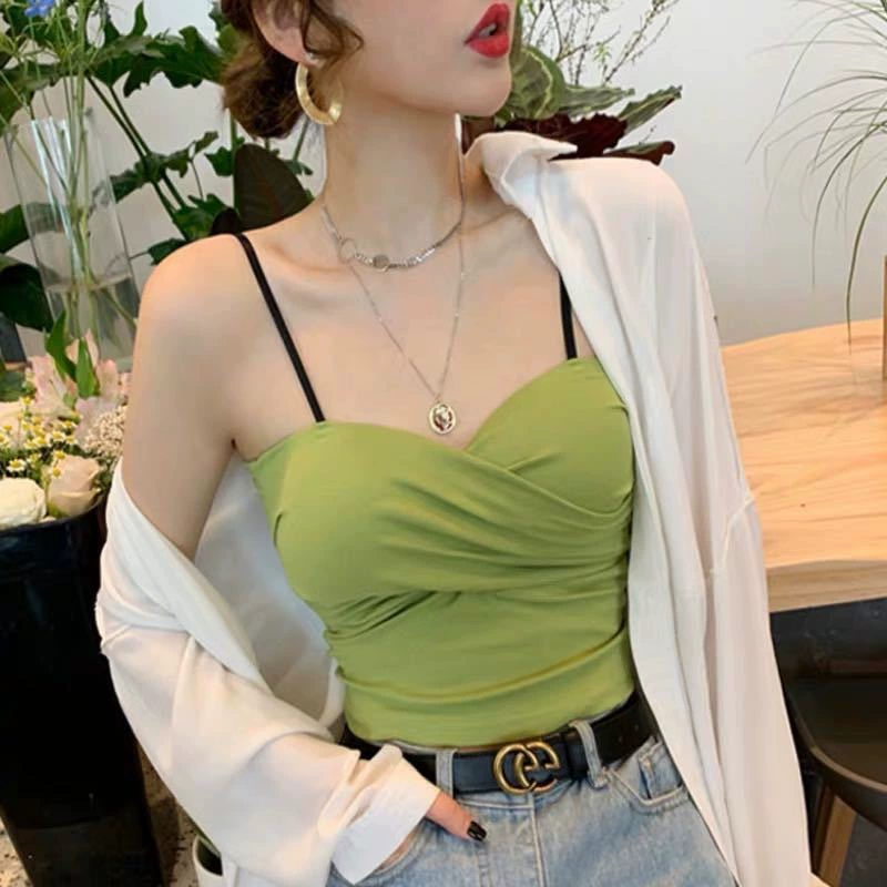 Бюстгальтер безрукавный? Wait. We must translate each item. Let's craft translations:
1. Wireless Tank Top, Adjustable Straps with Removable Cups, Korean Style, One Size 80–125 cm -> Беспроводной топ-майка? Actually wireless tank top = беспроводной топ без бретелек? Tank top with removable cups. Korean style. One size 80-125 см. Russian: Беспроводная майка-топ с регулируемыми бретелями, съемные чашечки, корейский стиль, размер one size 80–125 см
2. Rectangular Fill Light, 6-inch LED Square Panel with Tripod and Color Filters -> Прямоугольный свет для освещения, 6-дюймовая светодиодная квадратная панель с триногой и цветными фильтрами
3. Functional Knee Joint Model, Flexible Cruciate Ligament & Meniscus, PVC Anatomical Model -> Функциональная модель коленного сустава, гибкая крестообразная связка и мениск, PVC анатомическая модель
4. Evening Dress, Sequin Embellished V-neck, Backless Mermaid Silhouette, Lift Effect -> Вечернее платье, V-образный вырез с пайетками, спина открыта, силуэт русалки, утягивающий эффект
5. Lace open‑crotch bodysuit for women, sleeveless lace teddy, one size -> Боди- Bodysuit с кружевом открытым промежностью для женщин, без рукавов, кружевной эротический топ, один размер
Better: кружевной боди с открытой промежностью, женское, безрукавное.
6. Pineapple-Texture Polyester Kitchen Cloth, 25×25 cm, Highly Absorbent Lint-Free (5/10 Colors) -> Хлопчатобумажно? Pineapple-textured polyester kitchen cloth: кухонная ткань из полиэстила с текстурой ананаса, размер 25x25 см, высокая впитываемость без ворса (цвета 5/10)
7. Women's Bracelet, Stainless Steel, Zirconia Accents, Elegant Roman & Inlay Styles -> Женский браслет из нержавеющей стали, вставки циркония, стильElegant Roman & Inlay
8. Children's mid‑length socks, 5‑pair packs, sizes 1–12 years, assorted patterns and colors -> Детские носки средней длины, упаковка по 5 пар, размеры 1–12 лет, различные узоры и цвета