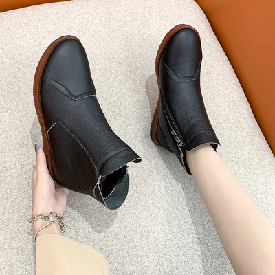 2020 genuine leather mom Cotton-padded shoes leisure time leather shoes comfortable Plush keep warm non-slip Middle-aged and elderly people soft sole Bootie