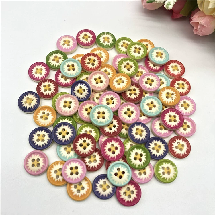 Трансграничная эксклюзивная красочная ромашка на пуговице печать деревянная Пряжка расписная Хризантема деревянная пуговица 100 штук в упаковке