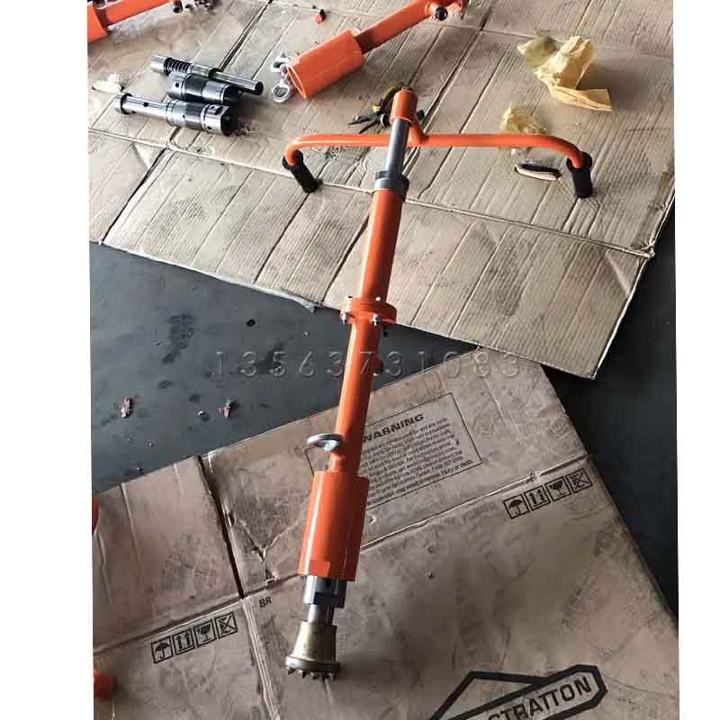 混凝土地面拉毛机 手推地面行走式凿毛机 C50混凝土防滑面凿毛机