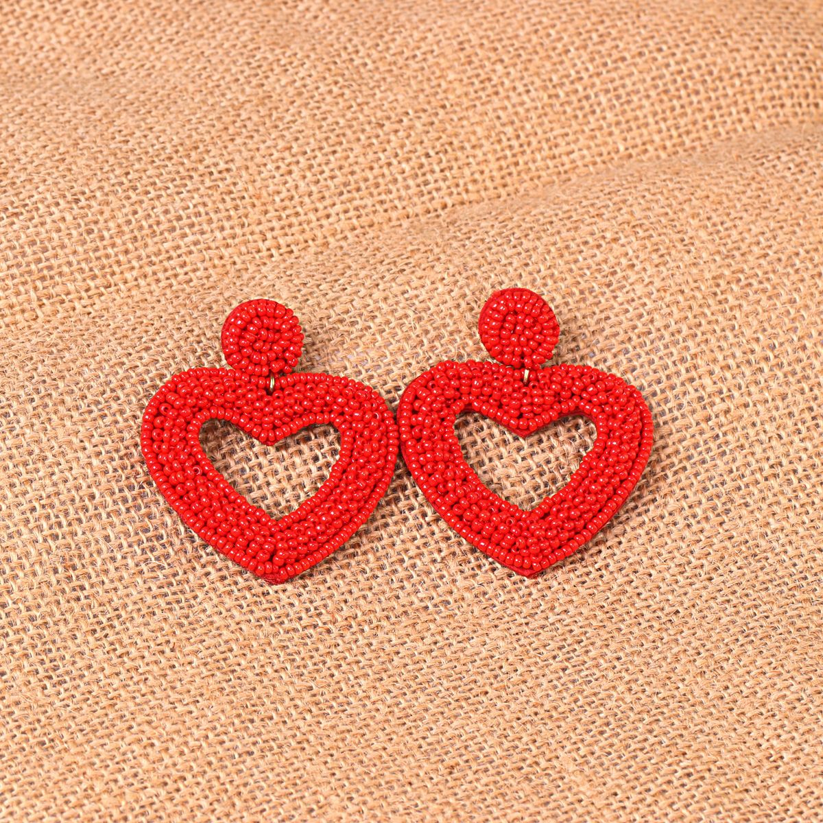 Fashion Meter Bead Heart-shaped Retro Exaggerated  Women's Alloy Earrings display picture 17