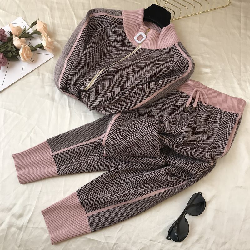 Damenbekleidung Frühling und Herbst Neue Mode Modische altersreduzierende Hosen Sanfter Wind Gestrickte Casual Sports Zweiteilige_voghion.com