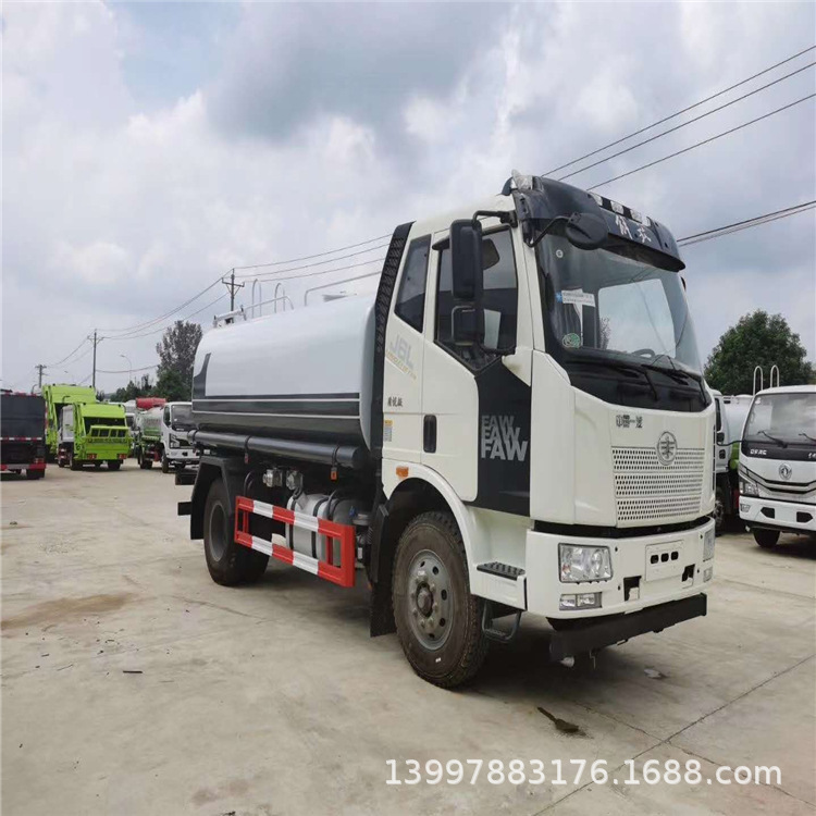 National Vi Jiefang Dachai 220 Horsepower 15 Tons Landscaping Sprinkler Truck Manufacturer Event Price Free Shipping
