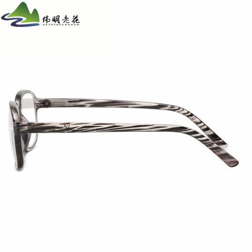 New large-frame gray striped high-prescription reading glasses with resin lenses, 450-600 degrees, spring legs, and plastic frames