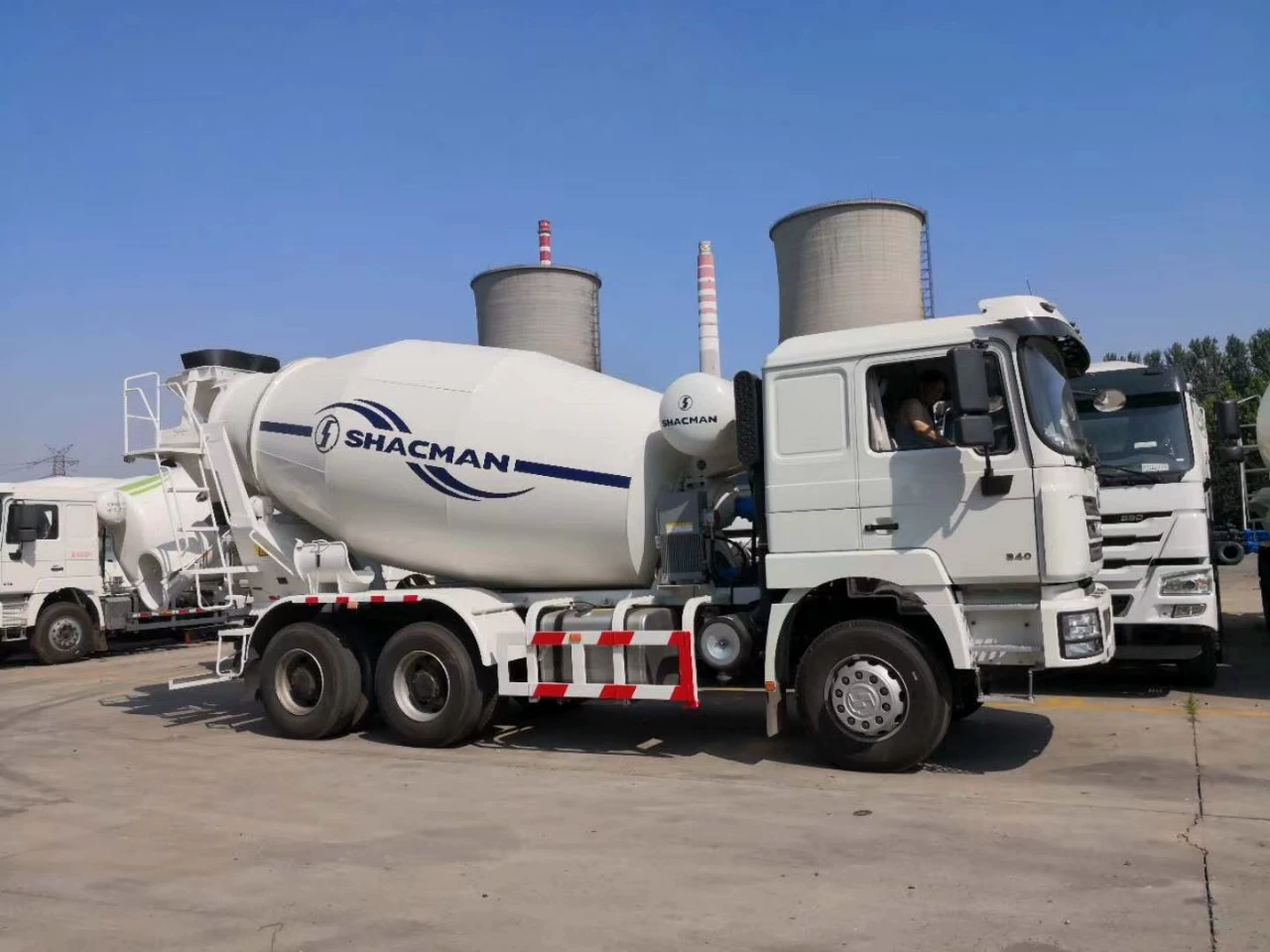 Запас Shaanxi Автомобильный SHACMAN 8 м ³ Национальный три 340 HP бетоносмеситель Рекламный горячий продавая грузовик экспорт