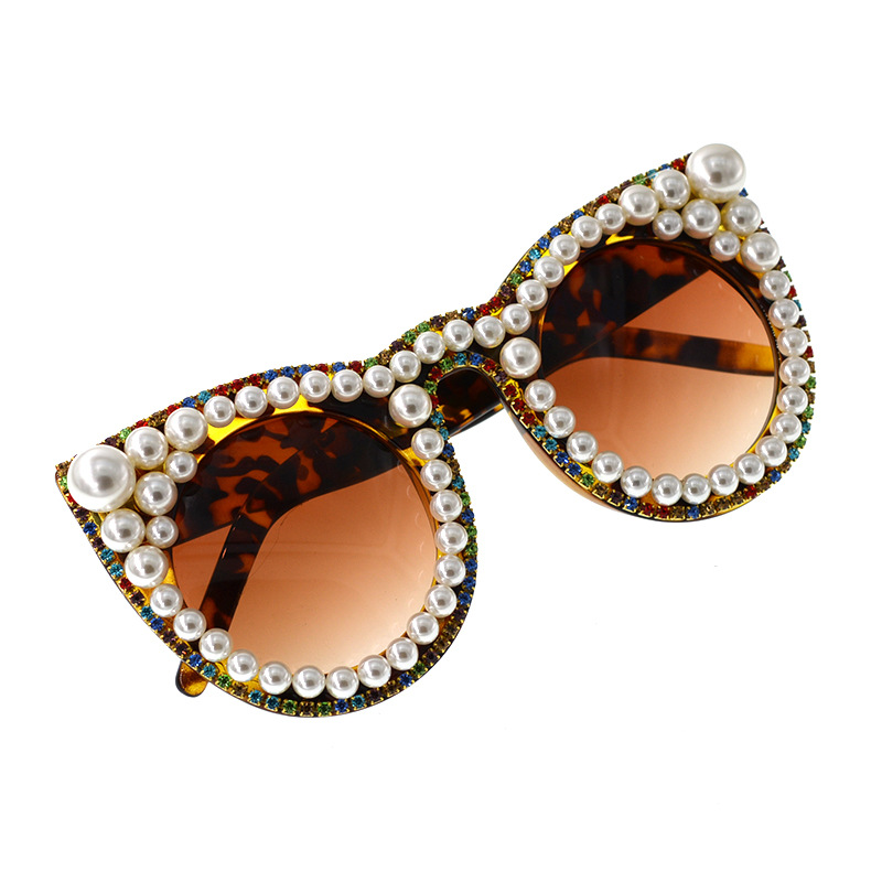 Nueva Moda Simple Cat Eye Diamond Pearl Gafas De Sol Escenario Pasarela Espectáculo Gafas Nihaojewelry Al Por Mayor display picture 10