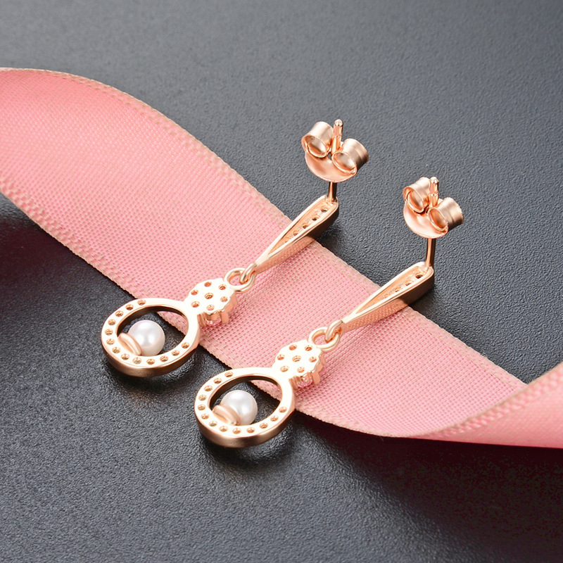 Estilo coreano simple pendientes frescos s925 pendientes de diamantes de plata accesorios populares de moda para mujer transfronteriza nueva venta al por mayor