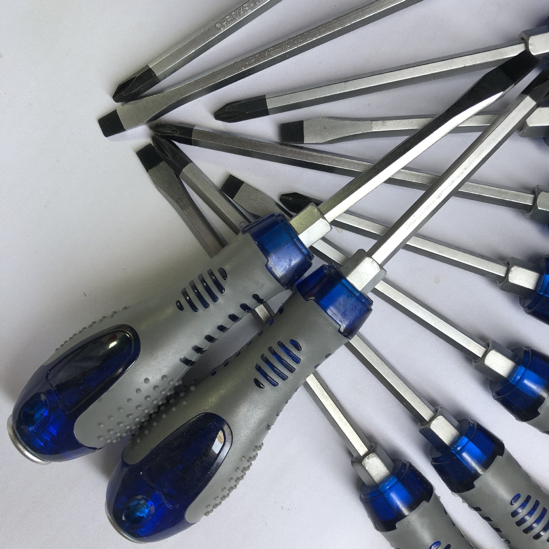 厂家直供强磁防滑螺丝刀穿心可冲击十字一字 冲击系列