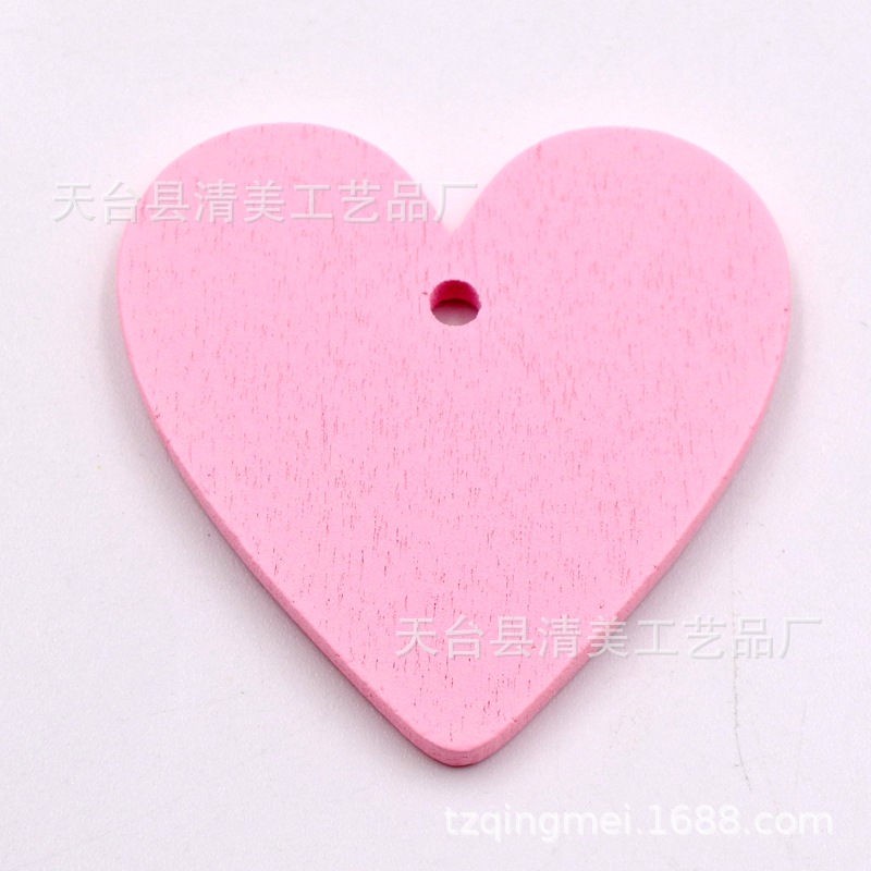 40mm color con agujeros corazones de melocotón accesorios de madera decoración de corazones de melocotón de color de madera pegatinas de pared 10 un paquete