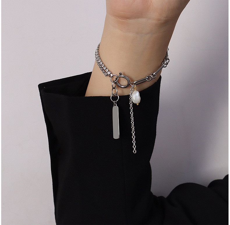 Minimalist Style Cross Chain Flower Pearl Silver Full Diamond Titanium Steel Bracelet Necklace Set For Women display picture 8