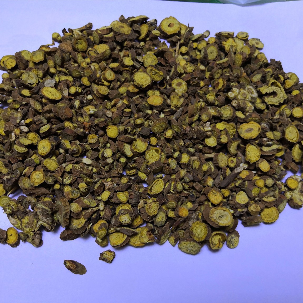 Dried Scutellaria Root Huang Qin Bulk Chinese Herb 100kg Wholesale quality and texture