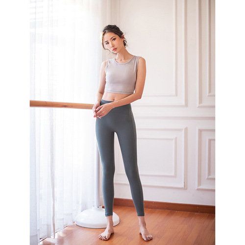 New Summer Yoga Pants Tight Exercise Yoga Fitness Top Running Dance Tank Top Sleeveless with Bra Cup and Basic Backless