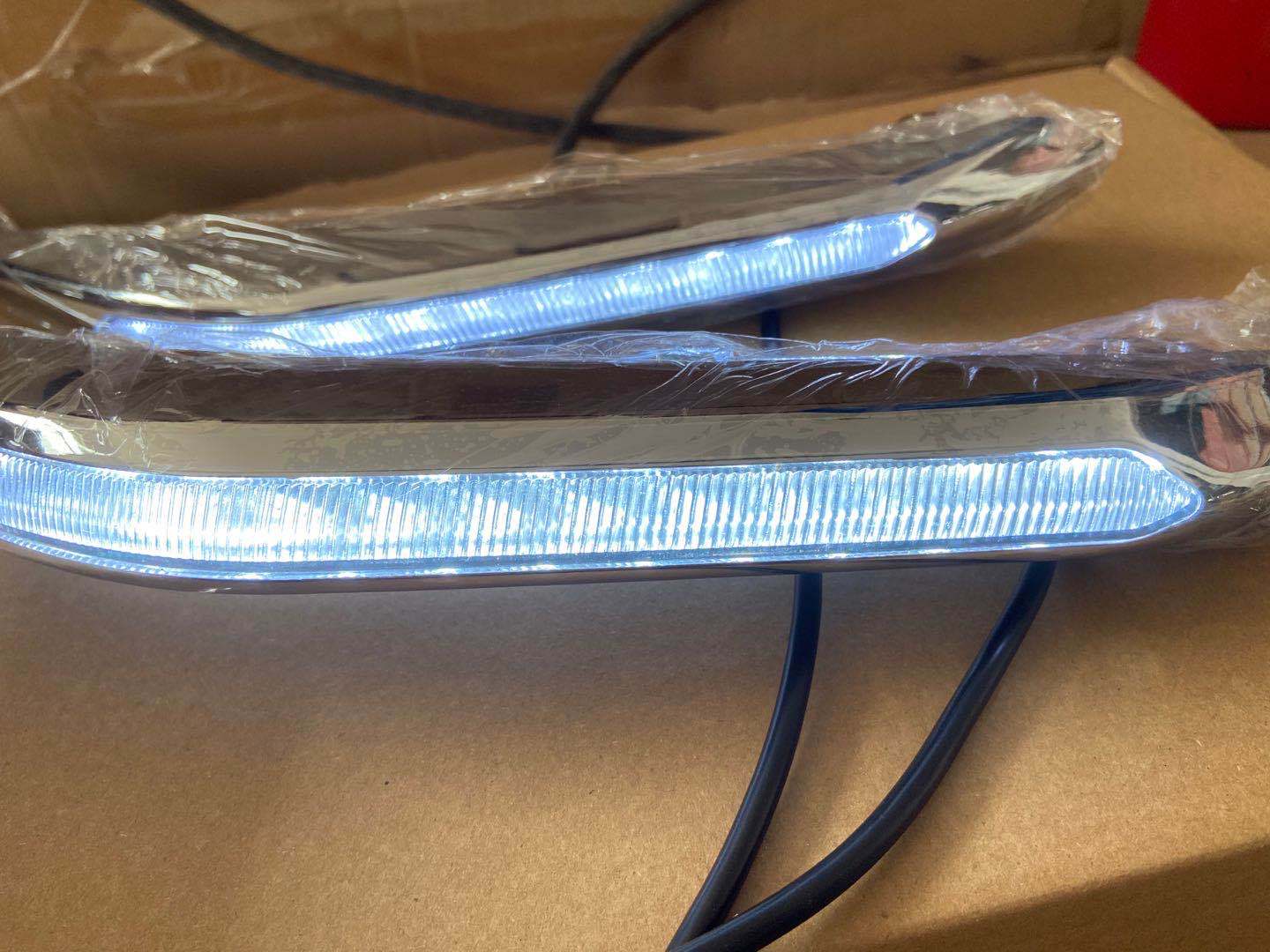 Adecuado para Honda platino Rui LED Luz de marcha diurna especial LED Luz de marcha diurna parachoques delantero Luz