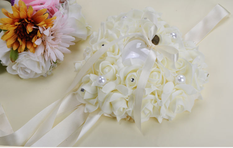 Cross-border foreign trade pe foam ring box, heart-shaped ring pillow, Western-style wedding supplies, rose pvc box packaging, hanging decoration detail image 13