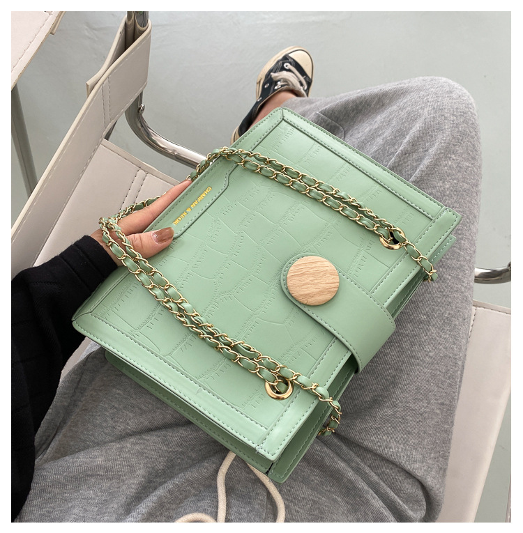 Nouvelle Tendance Coréenne Chaîne De La Mode Épaule Sauvage Messenger Petit Sac Carré Des Femmes display picture 38