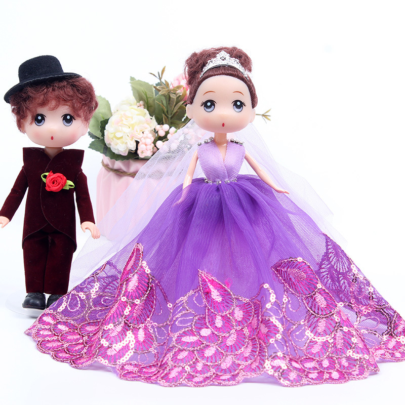 婚车娃娃