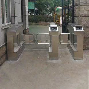 ��Ʒ �[�l �׃��@С�^�WУ���l��ͨ�T��݁�l����ͨ���l�C�����T��