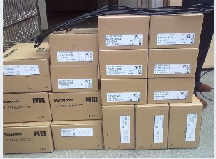 快拆螺钉M6*30/2个一组/全新松下伺服MSD021A1XX05质保一年