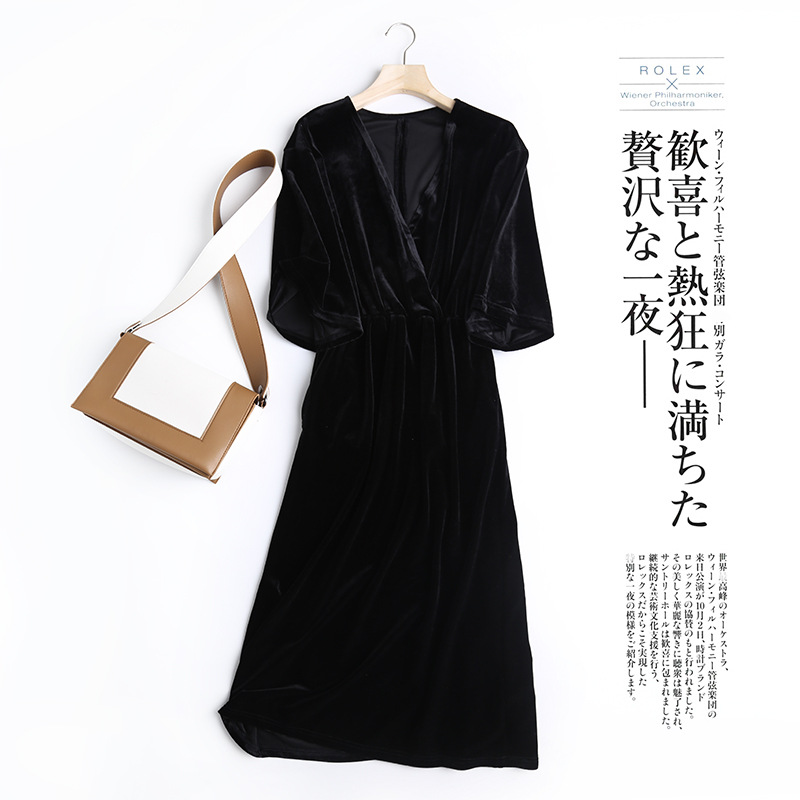 Q9757-韩版女装批发2020夏季新款 黑色V领交叉收腰短袖丝绒连衣裙