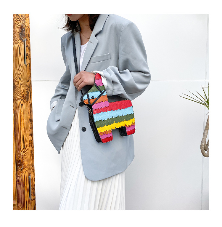 Hot Selling Fashion New Creative Hit Color Cute Cartoon Rainbow Color Stitching Pu Pony Crossbody Bag Shoulder Bag Nihaojewelry Wholesale display picture 50